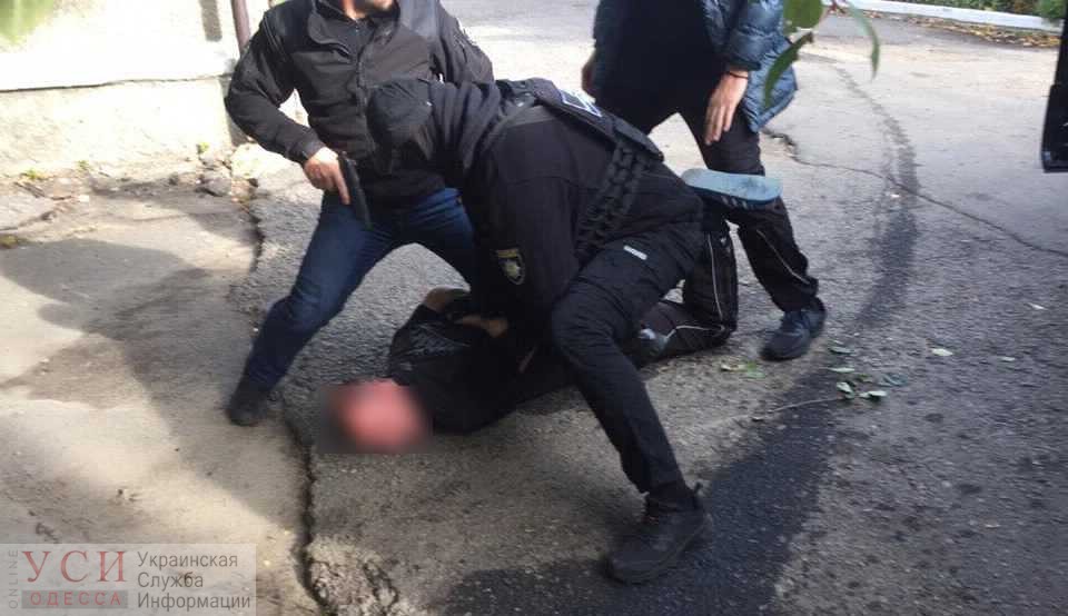 В Подольске будут судить мужчину, который за 1000 долларов пытался “откупить” друга у полиции usionline.com В Подольске будут судить мужчину, который за 1000 долларов пытался “откупить” друга у полиции «фото»