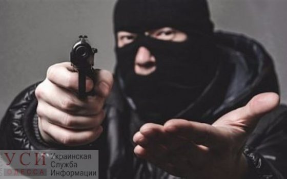 В Татарбунарах ограбили ювелирный магазин: объявлен план перехват usionline.com В Татарбунарах ограбили ювелирный магазин: объявлен план перехват «фото»