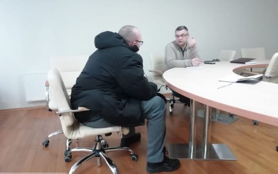 Возвращенные 29 декабря из плена украинцы находятся в Феофании: им восстанавливают документы и оказывают медпмощь usionline.com Возвращенные 29 декабря из плена украинцы находятся в Феофании: им восстанавливают документы и оказывают медпмощь «фото»