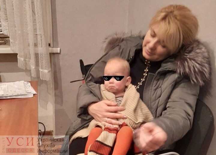 В Одессе ночью изъяли двух детей у забаррикадировавшихся пьющих родителей (фото) «фото»