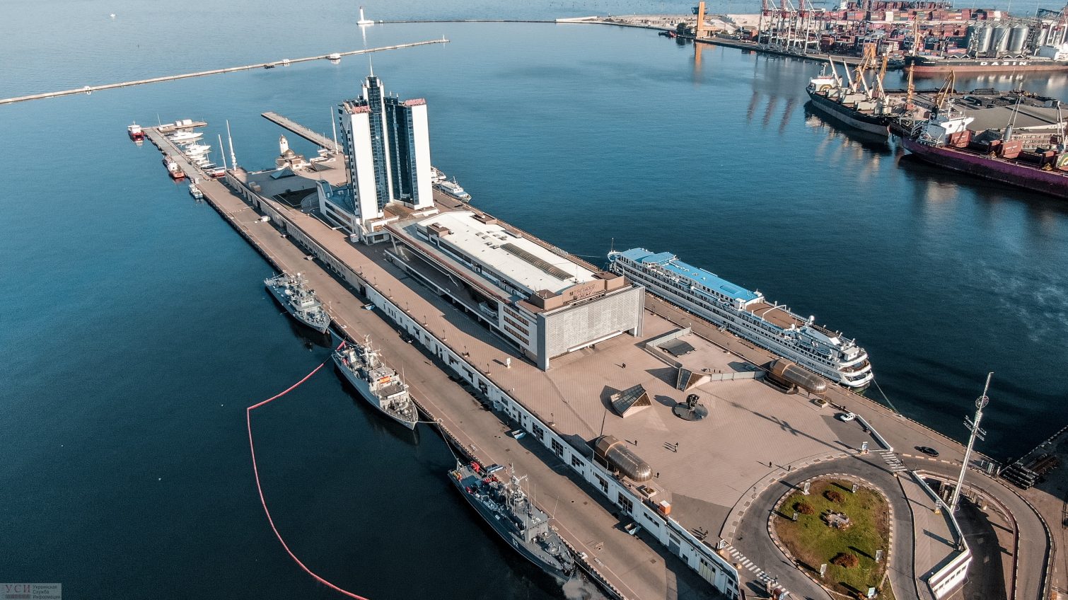 Ждем гостей: в 2020 году в Одесский порт планируют зайти 11 круизных лайнеров «фото»