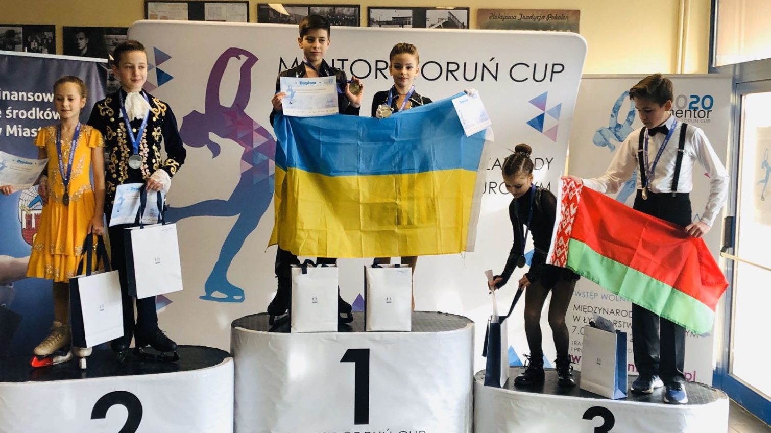Одесские фигуристы вернулись с международных соревнований с золотой и двумя серебряными медалями (фото) «фото»