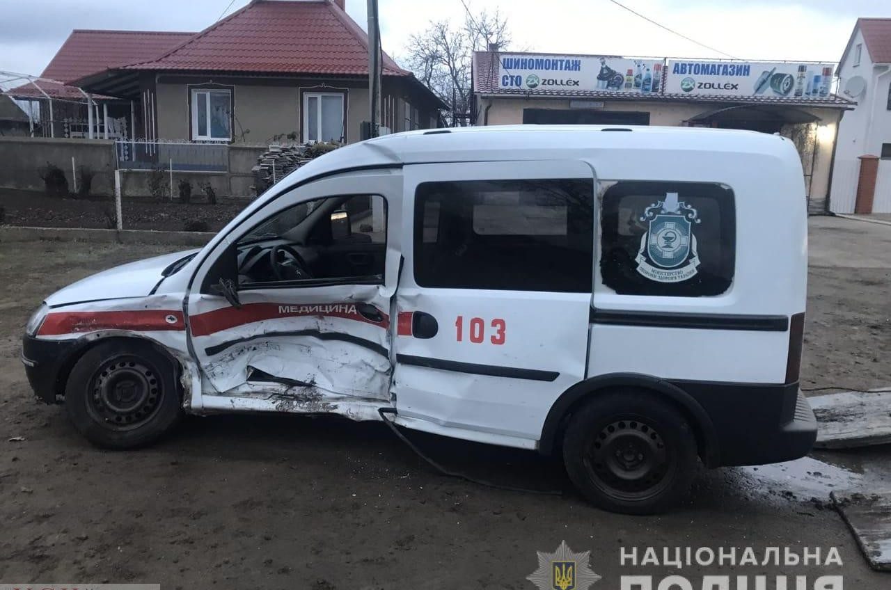В Одесской области произошло смертельное ДТП с каретой скорой помощи (фото) «фото»