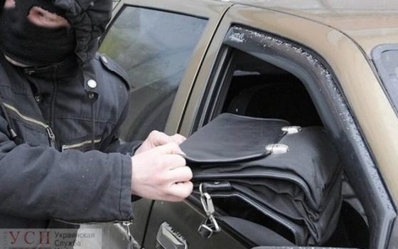 Два одесских чиновника, проживающих в одном ЖК, стали жертвами нападений за последний месяц (фото) usionline.com Два одесских чиновника, проживающих в одном ЖК, стали жертвами нападений за последний месяц (фото) «фото»