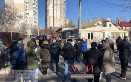 На Таирова протестуют против очередной стройки: посреди частного сектора вырастут высотки “Пространства” (фото, видео, карта) «фото»