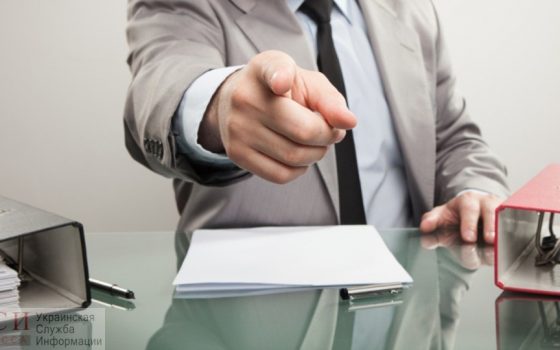 Директору школы под Одессой сделали выговор за агитацию на родительском собрании (документ) «фото»