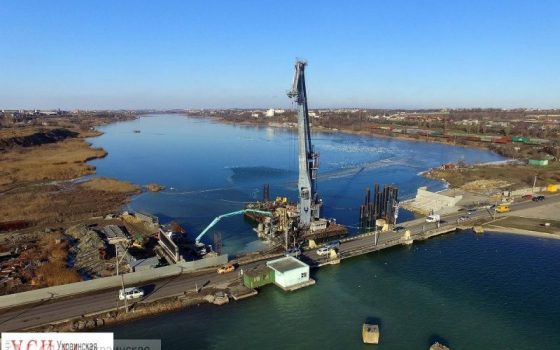 В 2020-м году должны закончить строительство “золотого” моста через Сухой Лиман «фото»