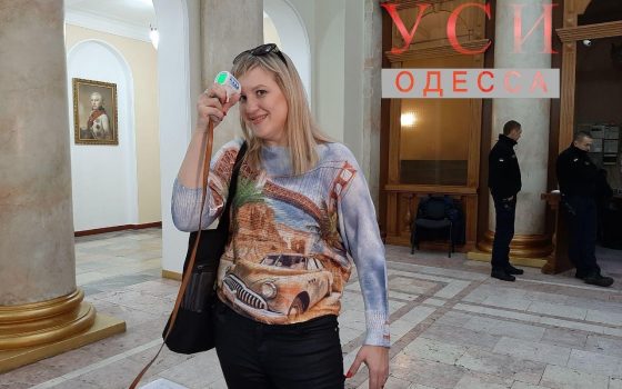 В Одесской мэрии предлагают измерить чиновникам температуру и надеть маску (фото, видео) «фото»