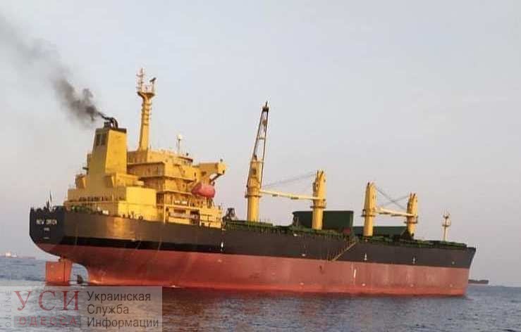 Без еды и медпомощи: судно с украинцами на борту уже 2 месяца находится под арестом у берегов Китая «фото»