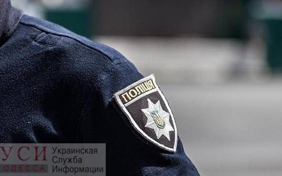 Позорят службу: одесских полицейских, обокравших офис во время обыска, уволили с работы «фото»