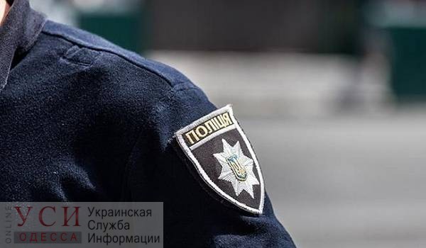 Позорят службу: одесских полицейских, обокравших офис во время обыска, уволили с работы «фото»