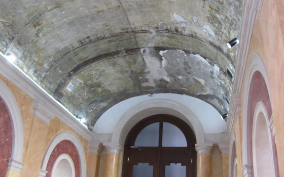 “Золотая парадная”: В центре Одессы отреставрировали парадную исторического дома за 1,7 миллиона от проверенного подрядчика (фото) «фото»