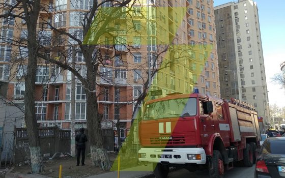 Пожар в Аркадии: огонь разгорелся в многоэтажке (фото) usionline.com Пожар в Аркадии: огонь разгорелся в многоэтажке (фото) «фото»