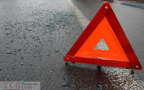 На Таирова произошло смертельное ДТП: грузовик сбил пешехода usionline.com На Таирова произошло смертельное ДТП: грузовик сбил пешехода «фото»