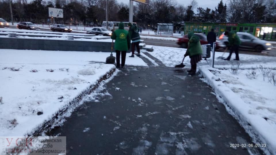 Снегопад в Одессе: дороги расчистили, транспорт ходит в обычном режиме (фото, видео) «фото»