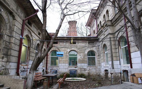 Еврейская больница: борьба между обновлением и разрухой в одной из старейших больниц города (фоторепортаж) «фото»