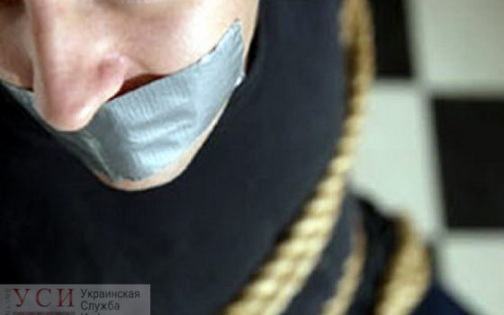 Избивали и требовали вернуть долг: в Киеве шестеро мужчин похитили одессита usionline.com Избивали и требовали вернуть долг: в Киеве шестеро мужчин похитили одессита «фото»