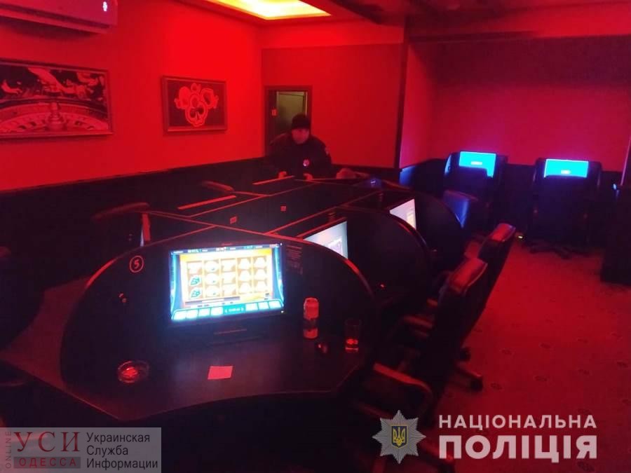 На Таирова полиция закрыла подпольное казино, из которого звонили и предлагали “поиграть” usionline.com На Таирова полиция закрыла подпольное казино, из которого звонили и предлагали “поиграть” «фото»