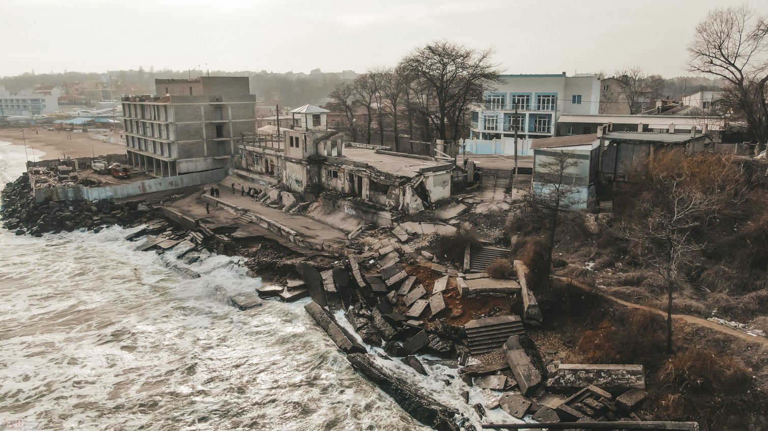 В Черноморке второй раз за месяц произошел оползень в одном и том же месте (аэросъемка, фоторепортаж) «фото»