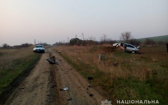 Смертельное ДТП в Одесской области: водитель влетел в бетонные блоки «фото»