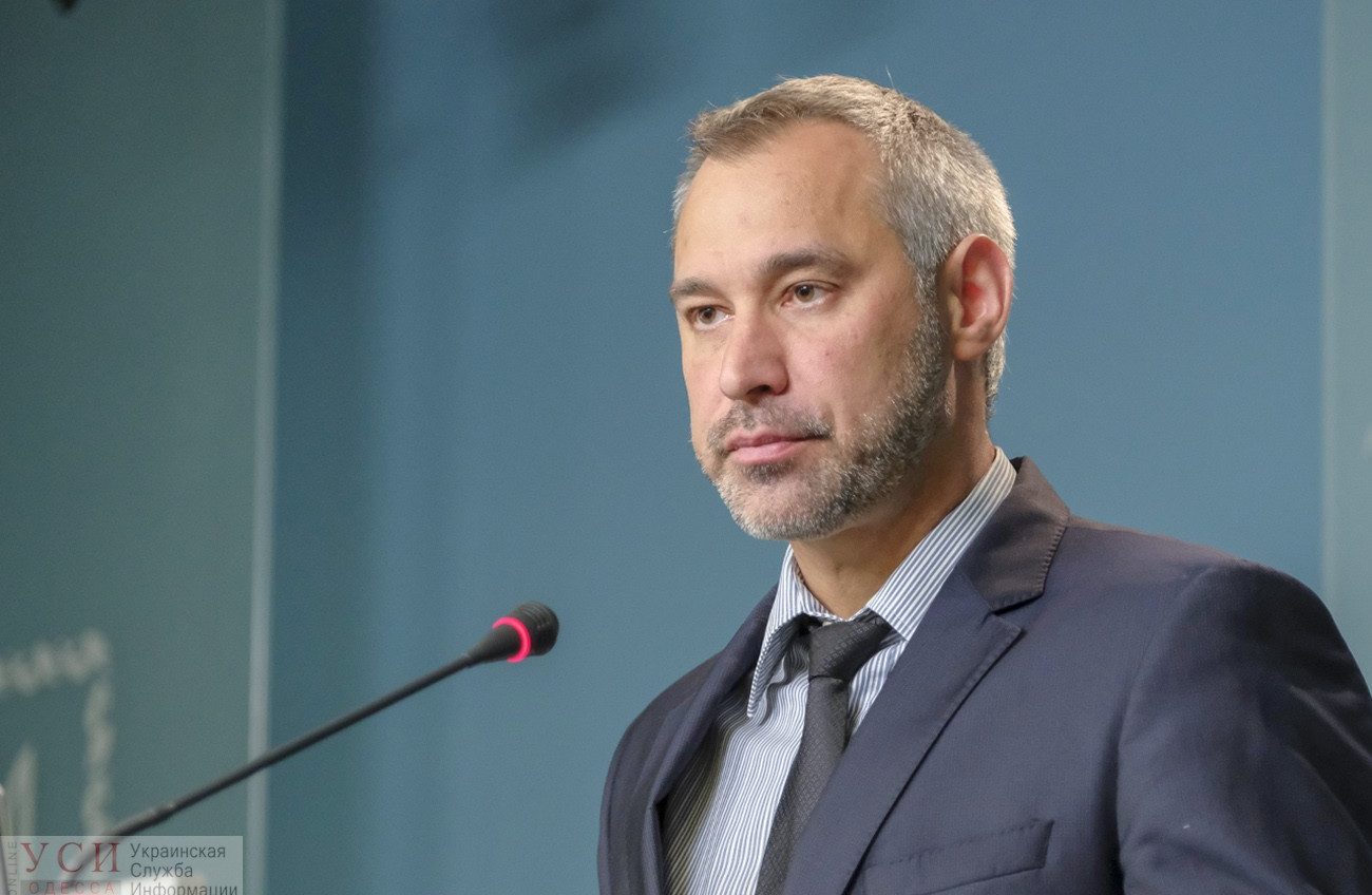 Генпрокурор Украины ушел в отставку: одним из достижений указал “привлечение к отвественности” за пожар на Троицкой usionline.com Генпрокурор Украины ушел в отставку: одним из достижений указал “привлечение к отвественности” за пожар на Троицкой «фото»