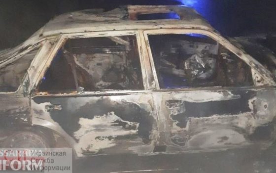 В Измаильском районе автомобиль врезался в дерево и сгорел, есть погибший и пострадавший (фото) «фото»