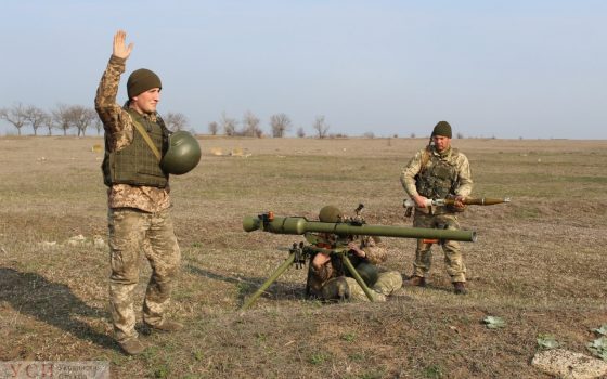 С боевой стрельбой: под Одессой морпехи провели учения (фото) «фото»