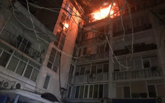 Ночью на “Вузовском” горел жилой дом (фото, видео) ОБНОВЛЕНО «фото»