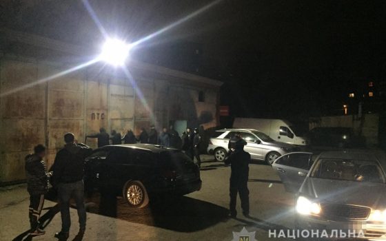 В Одессе “покупатели” автомобиля похитили его владельца и требовали 10 тысяч долларов usionline.com В Одессе “покупатели” автомобиля похитили его владельца и требовали 10 тысяч долларов «фото»
