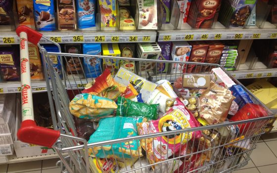 Правительство обещает контролировать цены на хлеб, гречку, мясо и молоко во время карантина «фото»