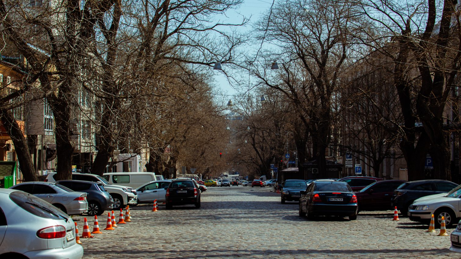 Красота карантина: опустевшие улицы Одессы и закрытые магазины (фоторепортаж) «фото»