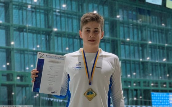Юный пловец из Одессы стал чемпионом Украины и установил национальный рекорд «фото»