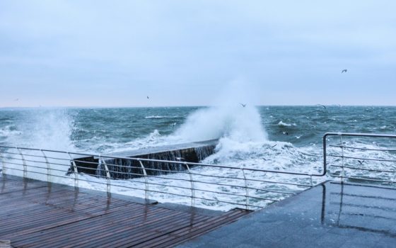 В четверг в Одессе и области объявлено штормовое предупреждение «фото»