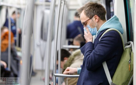 В Украине запрещают все междугородние и международные перевозки «фото»