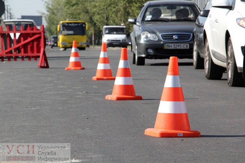 Полицейский оштрафовал одесского чиновника за выбоины на дорогах «фото»