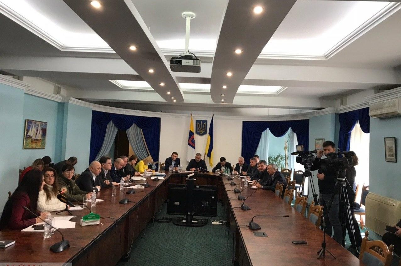 В облсовете рассматривают борьбу с коронавирусом: тест-систем пока нет, а у “Скорой” закончились деньги (трансляция, фото) usionline.com В облсовете рассматривают борьбу с коронавирусом: тест-систем пока нет, а у “Скорой” закончились деньги (трансляция, фото) «фото»