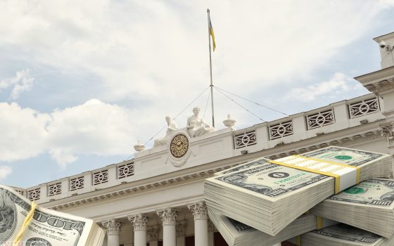 198 миллионов в частные руки: ДБР видит вину чиновников мэрии и массово изымает документы «фото»