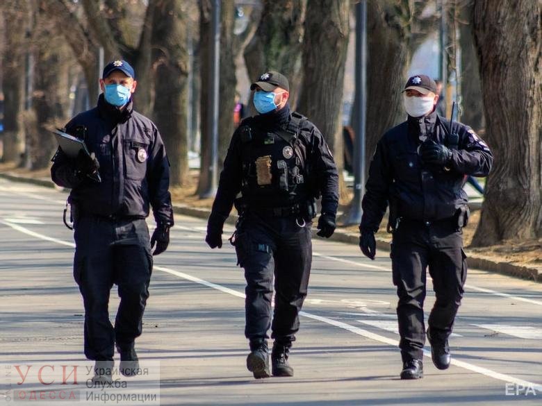 Полиция займется массовым возложением цветов в День освобождения Одессы «фото»