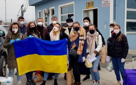 Украинцев из Турции эвакуируют в Черноморск: дома их ждет обсервация (фото) «фото»