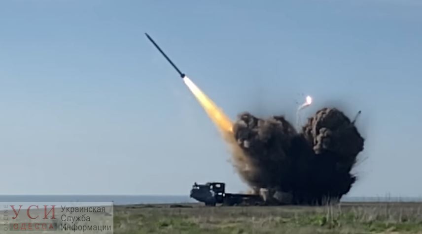 В Одесской области испытали ракетный комплекс “Ольха-М” (видео) «фото»