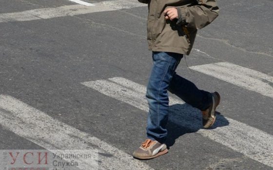 В Беляевке водитель едва не сбил двоих детей и отделался штрафом usionline.com В Беляевке водитель едва не сбил двоих детей и отделался штрафом «фото»