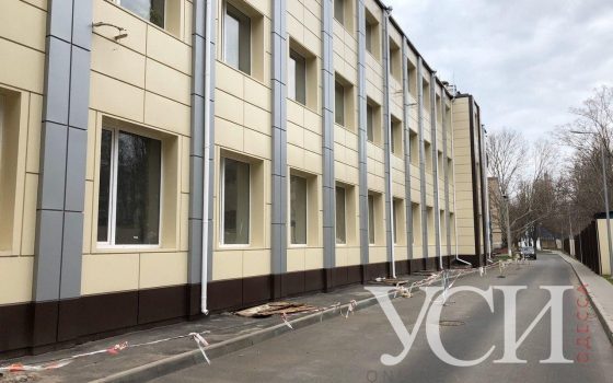 В одесской больнице, где умер от коронавируса пациент, COVID-19 нашли у двух медиков usionline.com В одесской больнице, где умер от коронавируса пациент, COVID-19 нашли у двух медиков «фото»