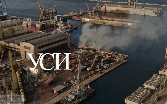 Пожар в Одесском порту: горит часть одного из терминалов (фото, видео, аэросъемка) «фото»