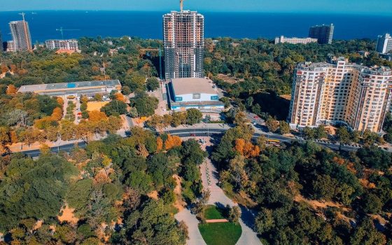 Суд снял арест на землю Дворца спорта, который появился из-за скандальной стройки «фото»