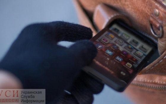 В Одессе пенсионерку ограбили в банке usionline.com В Одессе пенсионерку ограбили в банке «фото»