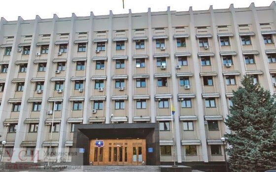 После перекрытия трассы портовиков из Черноморска, которые 8 месяцев сидят без зарплаты, таки выслушают «фото»