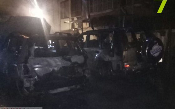 Ночью в центре Одессы горели два автомобиля «фото»