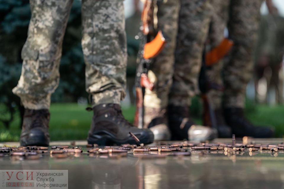 В воинской части в Одесской области выявлена недостача на 700 тысяч: лейтенанту объявили подозрение «фото»