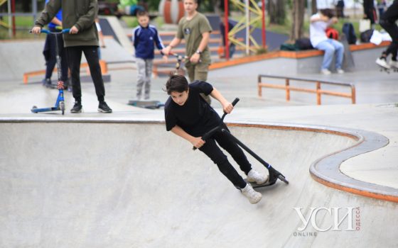 Драйв и скорость: одесситы с пользой проводят время в парке Шевченко (фоторепортаж) «фото»