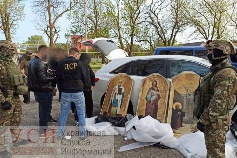 Похитителей ценных икон, «работавших» в Одессе и по всей Украине, задержали (фото) «фото»